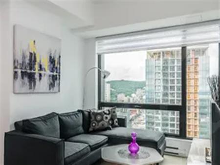 1 room apartment of 63m² in Dorval