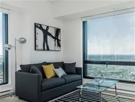 2 rooms apartment of 98m² in Dorval
