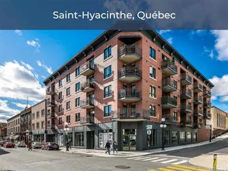 1 room apartment of 89m² in Saint-Hyacinthe