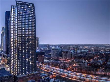 1 room apartment of 39m² in Montreal