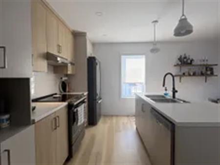 5 rooms apartment of 101m² in Sainte-Julienne