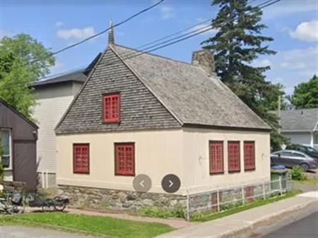 2 rooms house of 105m² in Lévis