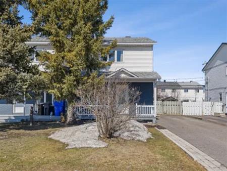 9 rooms house of 128m² in Gatineau