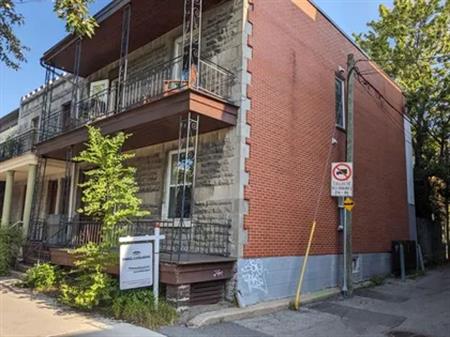 4 rooms apartment of 38m² in Montreal