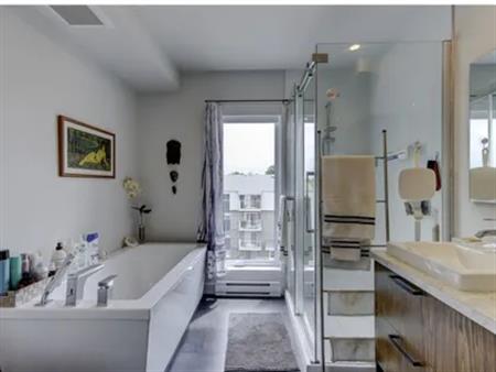5 rooms apartment of 111m² in Victoriaville