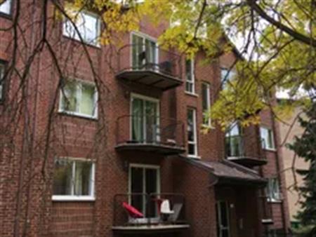4 rooms apartment of 52m² in Montreal
