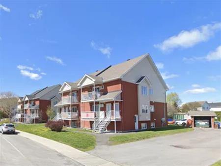 9 rooms apartment of 108m² in Gatineau