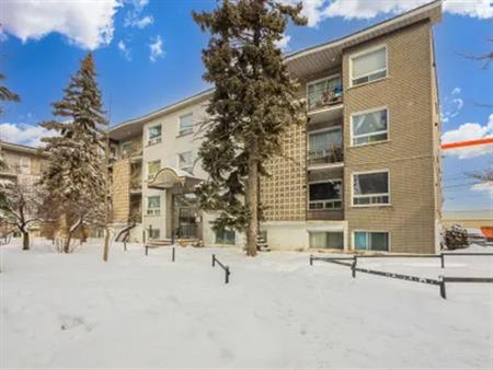 1 room apartment of 36m² in Montreal