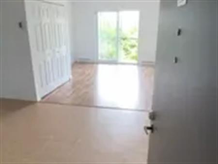 4 rooms apartment of 37m² in Sherbrooke