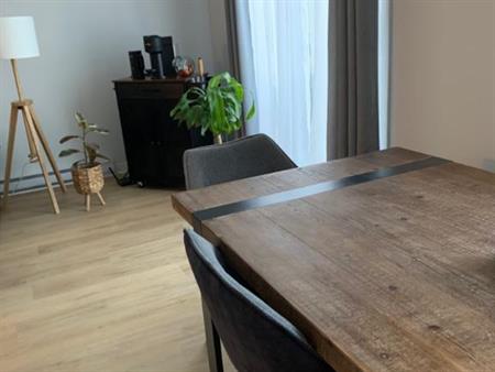 4 ET DEMI DISPONIBLE LE 1ER MARS 2026