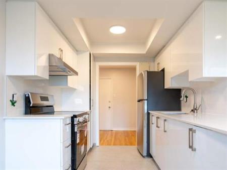 🏡 1 chambre lumineuse |1 400 $/mois | $1246/mois