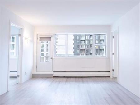 🏙️ Appartement 2 ch| UN MOIS GRATUIT | métro Atwater