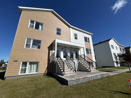 Condo locatif neuf 4 1/2 secteur Charny, 3e étage pour novembre 2025