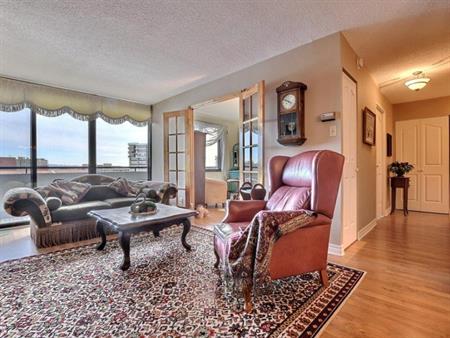 4 1/2 Superbe Condo tout inclus Havre-des-Îles, Île Du Tremblay, à 6 min de Montréal, Laval