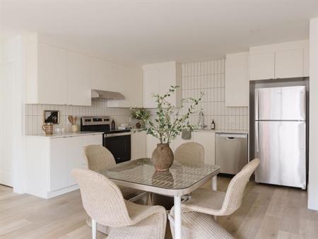 IMMEUBLE NEUF - Électros (5), wifi, a/c, stationnement (1) inclus - 3 1/2 ET 4 1/2 neufs à louer - Saint-Jérôme