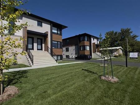 Appartement Neuf 1450' carrés St-Hyacinthe