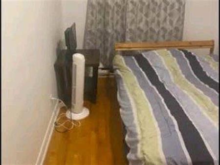 chambre a louer coin Pie-IX et boulevard des Grandes-Prairies