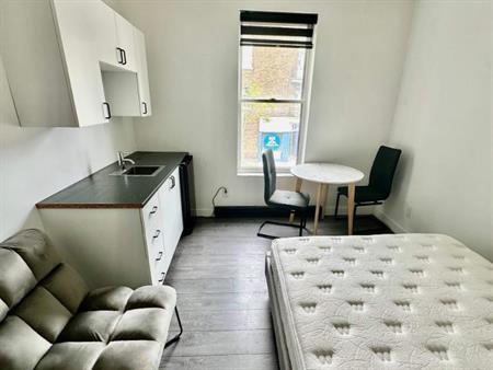 Studio - Montréal - $835 /mo