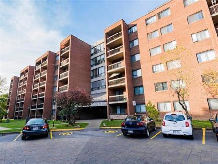 1 CH - 1 SDB - Montréal - $1,270 /mo