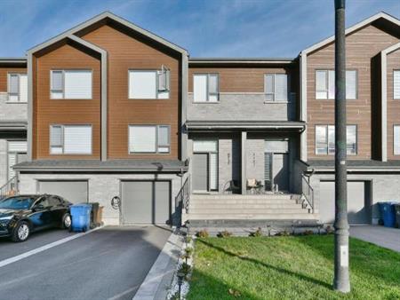 Maison de ville à louer