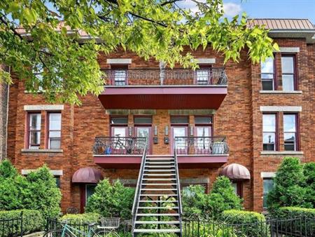 7 1/2 - Montréal (Centre-Sud) - 2 650 $/mois