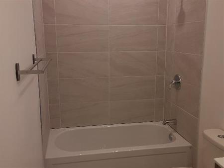 Saint-Rémi, 3 1/2 rénové à louer