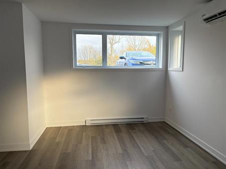 1-Bedroom Basement Apartment | Prime Commuter Location-410, Rue Des Becs-Scie, apt. 2, Gatineau (Masson-Angers), QC