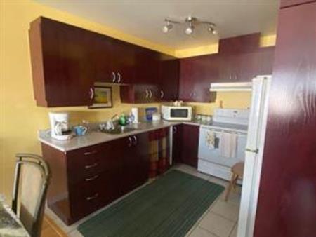 3 1/2 RENOVER, Saint-Eustache avec clientèle 55+ ans