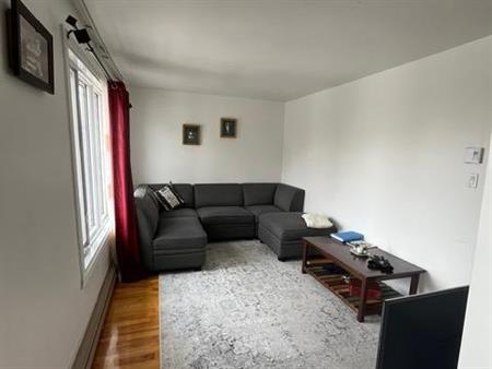 4 1/2 à louer - Saint-Léonard