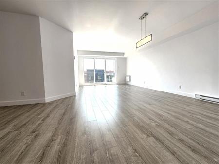 **4 ½**RUE ASTRID / NOUVEAU Secteur Charlesbourg