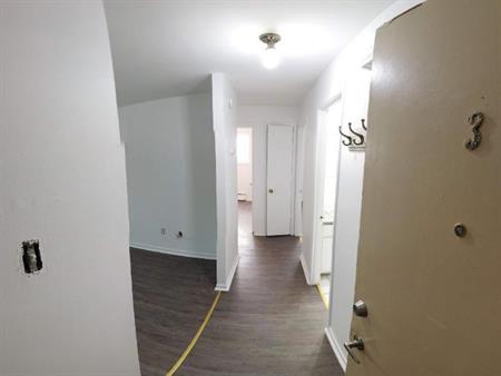 2 CH - 1 SDB - Québec - $995 /mo