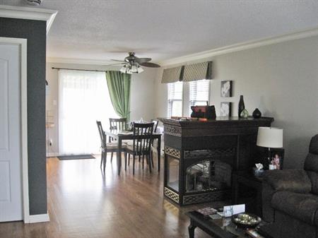 🏡 Magnifique maison jumelé sur 3 étages secteur Lac Boivin