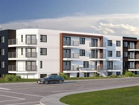 APPARTEMENT**4 ½**style MAISON DE VILLE au CŒUR de STE-FOY