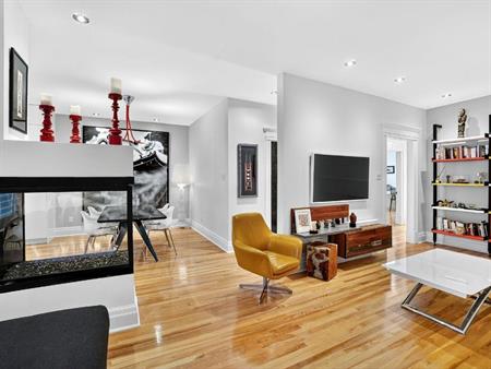 Superbe rez-de-chaussée entièrement meublé au cœur du Mile-End !