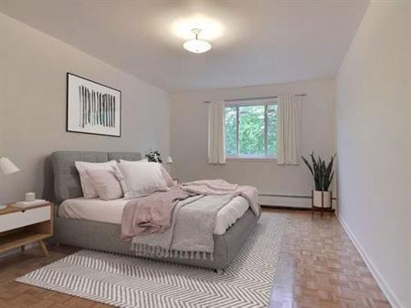 1 CH - 1 SDB - Montréal - $1,350 /mo