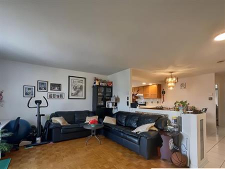 Grand condo 5-1/2 à louer