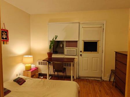 1 CH - 1 SDB - Montréal - $1,075 /mo