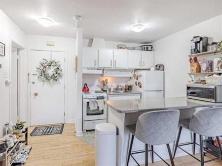 3 ½ entièrement meublé à louer Sainte-Foy / Sillery juillet 2026