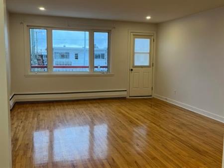 LaSalle 5 1/2 Renové ensoleillée