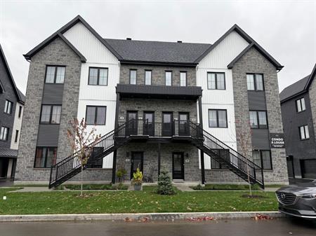 Beau et grand 5 1/2 à louer