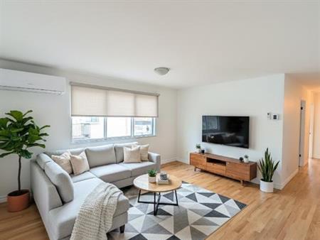 5½ à louer Sainte-Rose, Laval