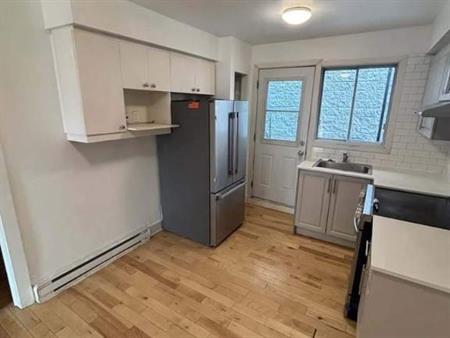 1 CH - 1 SDB - Montréal - $1,700 /mo