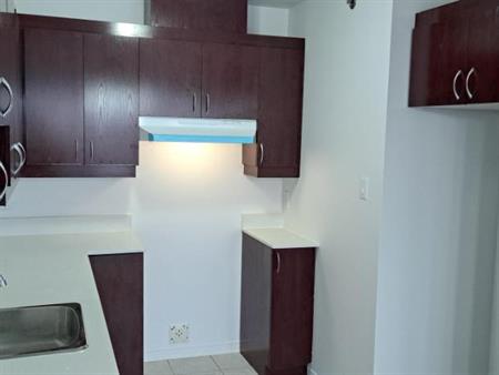 3 1/2 RENOVER, Saint-Eustache avec clientèle 55+ ans